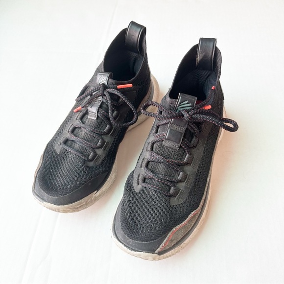 Under Armour Stephen Curry 8 Flow BHM In Black Red - Picture 1 of 13